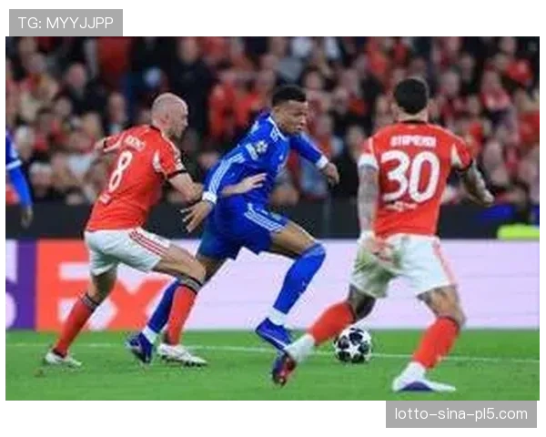 皇马客场1-0复仇本菲卡 维尼修斯世界波锁定胜局